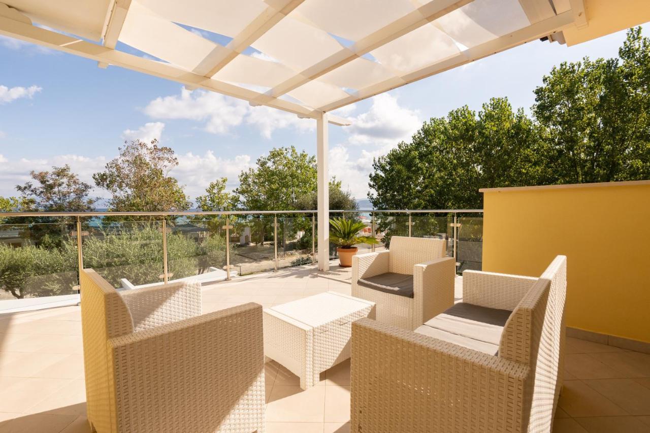 Hotel Baia Di Trainiti Vibo Valentia Extérieur photo