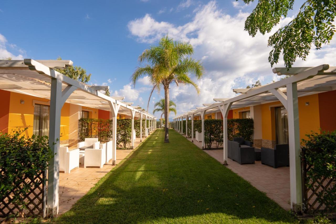 Hotel Baia Di Trainiti Vibo Valentia Extérieur photo
