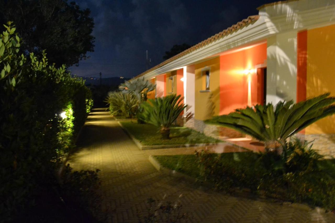 Hotel Baia Di Trainiti Vibo Valentia Extérieur photo